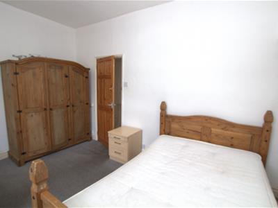 Picture 4